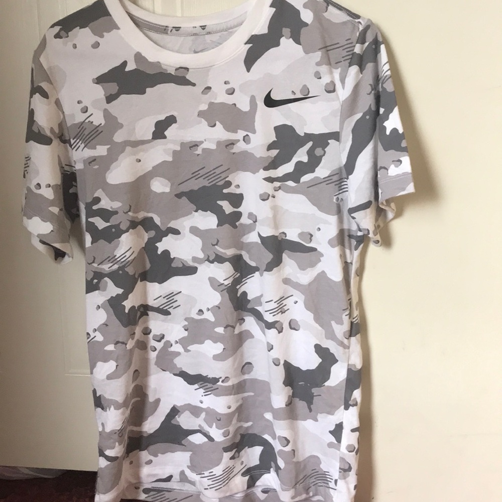 Grey Camo Nike shirt